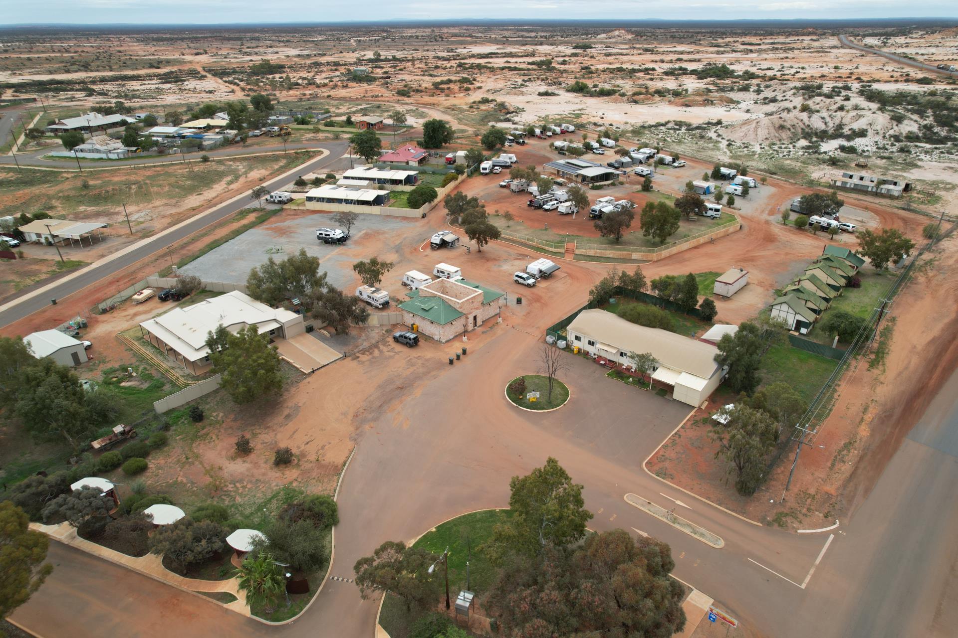 Caravan and camping accommodation in Cue
